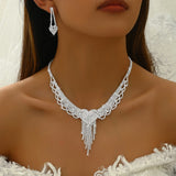 Women's fashionable and exquisite claw chain design, peach heart tassel jewelry set, party and holiday gifts