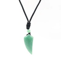 New Natural Stone Wolf Tooth Pendant Necklace for Man Amulet Amethyst Tiger eye White Crystal Pendants Halloween Jewelry Women