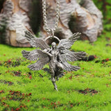 Retro Devil Mask Pendant Japanese Samurai Style Punk Pendant Necklace Men's Gothic Halloween Jewelry Gift