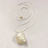 Baroque imitation pearl clavicle chain summer women vacation fashion handmade natural conch necklace adult jewelry accessories