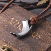 Never Fade Wolf Fang Tooth Spike Pendant Necklace Men Women Animal Tooth Leather Rope Necklace Fashion Fitness Jewelry