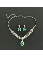 A set of women's jewelry set inlaid with rhinestones, fashionable, elegant and luxurious, suitable for parties and banquets