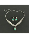 A set of women's jewelry set inlaid with rhinestones, fashionable, elegant and luxurious, suitable for parties and banquets