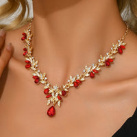 Ladies' fashionable design, light luxury style necklace, jewelry suitable for dates, parties, holidays, gifts