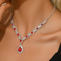 Ladies' fashionable and trendy design, water droplet necklace, jewelry suitable for dates, parties, holidays, gifts