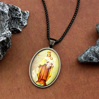 Virgin Mary Hold Baby Jesus Glass Medal Pendant Necklace for Women Men Stainless Steel Gold Color Catholic Amulet Chain Jewelry