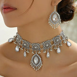 Vintage Ethnic Jewelry Set For Woman Resin Stone Jewelry Sets Hollow Metal Water Drop Necklace Earrings Set For Women