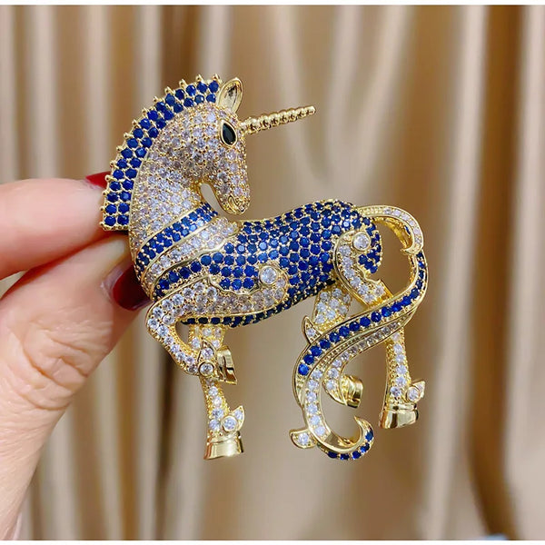 SUYU Court Style Horse Brooch Elegant Fashion Versatile Clothing Pins