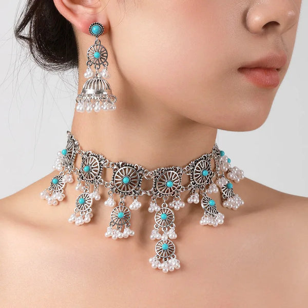 Vintage Jewelry For Woman Metal Hollow Design Jewelry Sets Simulated Pearl Tassel Necklace Earrings Set For Women Gift