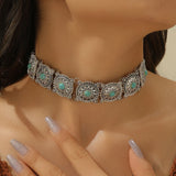 Vintage Alloy Carved Sun Pattern Choker Necklace for Women Traditional Boho Ethnic Round Collar Necklaces Statement Jewelry Gift