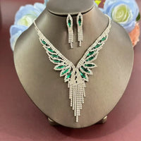 3-piece luxury crystal rhinestone and green gemstone tassel jewelry set, exquisite and elegant, perfect for wedding parties
