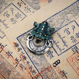 Ancient Eastern auspicious beast personalized pendant, vintage old-fashioned bronze necklace, domineering men's trend jewelry.