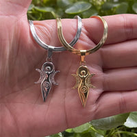 Witch Triple Moon Goddess Hecate Necklace for Women Men Stainless Steel Greek Mythology Amulet Chain Jewelry collier