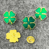 Wholesale clover badge four-leaf clover oil-drip paint brooch pendant accessories St. Patrick's Day gift jewelry corsage