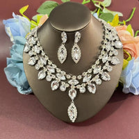 Hot selling multi-color large crystal pendant necklace, European and American fashion super sparkling rhinestone necklace