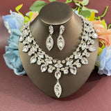 Hot selling multi-color large crystal pendant necklace, European and American fashion super sparkling rhinestone necklace