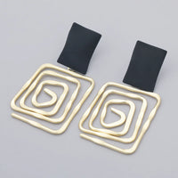 2024 Fashion Simple Metal Back Shape Geometric Earrings Women's Popular Creative Drop Earrings Retro Party Jewelry Accessories