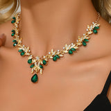 Ladies' fashionable design, light luxury style necklace, jewelry suitable for dates, parties, holidays, gifts