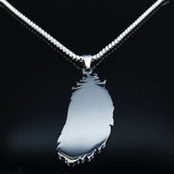 New fashionable feather necklace, versatile in style, stainless steel corroded and blackened pendant, collarbone chain accessory