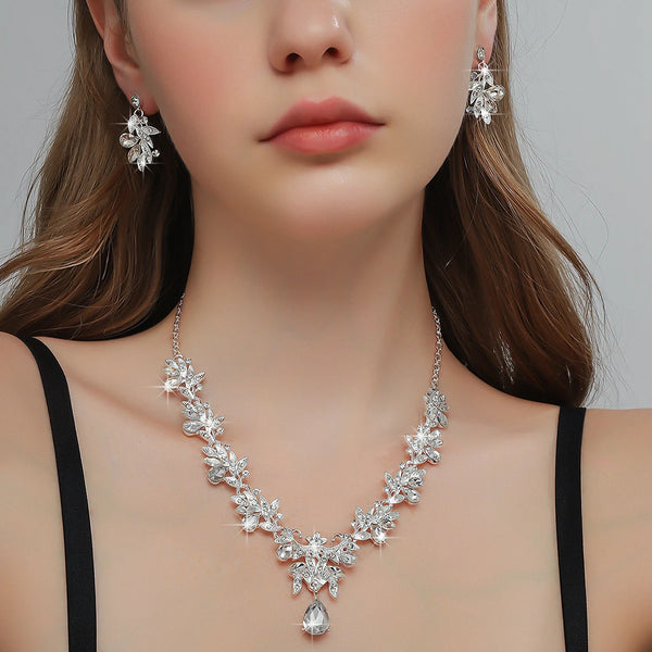 Ladies' Sparkling Flower Set, Necklace, Earrings, Jewelry Set, Suitable for Wedding, Party, Festival Gifts