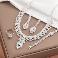 Fashionable sparkling rhinestone palace style women's suit, elegant and luxurious design, high-end accessory