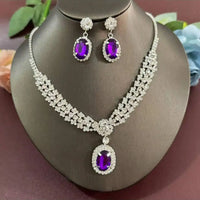 A set of women's jewelry set inlaid with rhinestones, fashionable, elegant and luxurious, suitable for parties and banquets