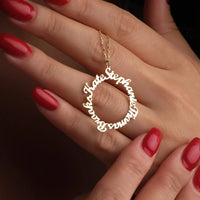 Custom Family Name Necklace Women Jewelry Personalized Stainless Steel Multiple Name Circle Pendant Necklace Mom Sister Gifts
