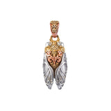 Original Design Golden Cicada Mens Pendant Unique Domineering Hip Hop Style Exquisitely Carved Picturesque New Ideas Jewelry