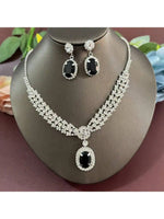 A set of women's jewelry set inlaid with rhinestones, fashionable, elegant and luxurious, suitable for parties and banquets