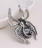 Black Widow Spider Brooch Vintage Look Silver Plated Suit Coat Broach Pin ZY2