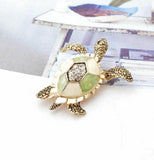 Stunning vintage look gold plated retro tortoise celebrity brooch broach pin f17