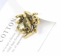 Vintage look gold plated stunning spider brooch suit coat broach collar pin b22
