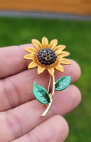 Sun flower brooch celebrity valentines day pin vintage look queen broach s17 new