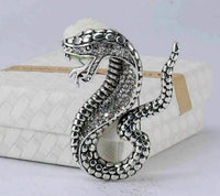 Stunning vintage look silver plated cobra snake design brooch broach pin b48od