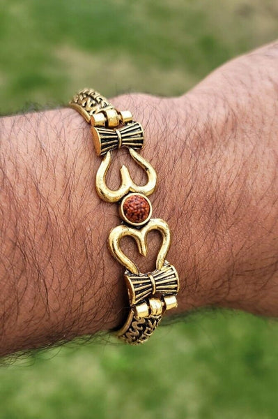 Unift Hindu Om Aum Bracelet Stainless Steel Box Chain Bracelet Women Men  Hinduism Amulet Jewelry Gift, Women's Fashion, Jewelry & Organisers,  Bracelets on Carousell