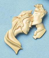 Love couple brooch vintage look celebrity kiss broach gold silver plated pin g97
