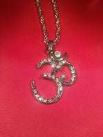 Hindu om legend pendant vintage look silver plated with stunning chain necklace