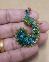 Peacock brooch gold plated broach colourful stones celebrity queen design pin i2