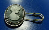 Winter xmas arrival gifts - antique affect vintage lady brooch broach cake pin