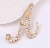 Vintage look gold plated letter a faux pearls brooch suit coat broach pin ao8