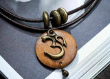 Stunning gold plated hindu evil eye protection om good luck pendant amulet b49